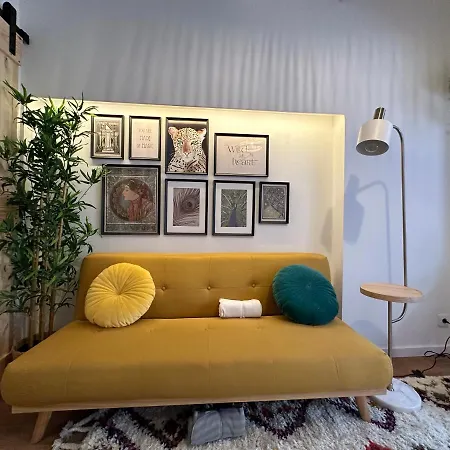 بيت للعطل Tiny 5 Minutes From The *